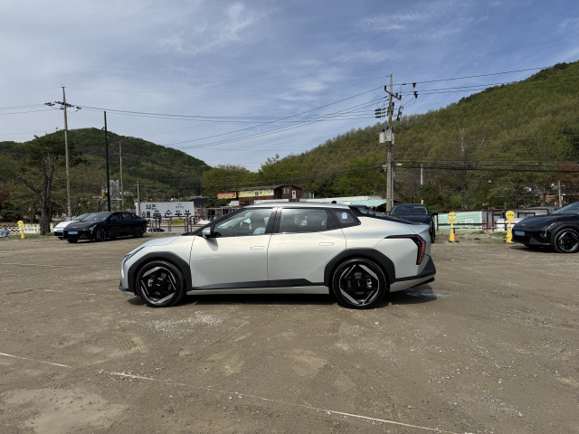 [+Cars] "  " ͵ ƿ  ` EV4`